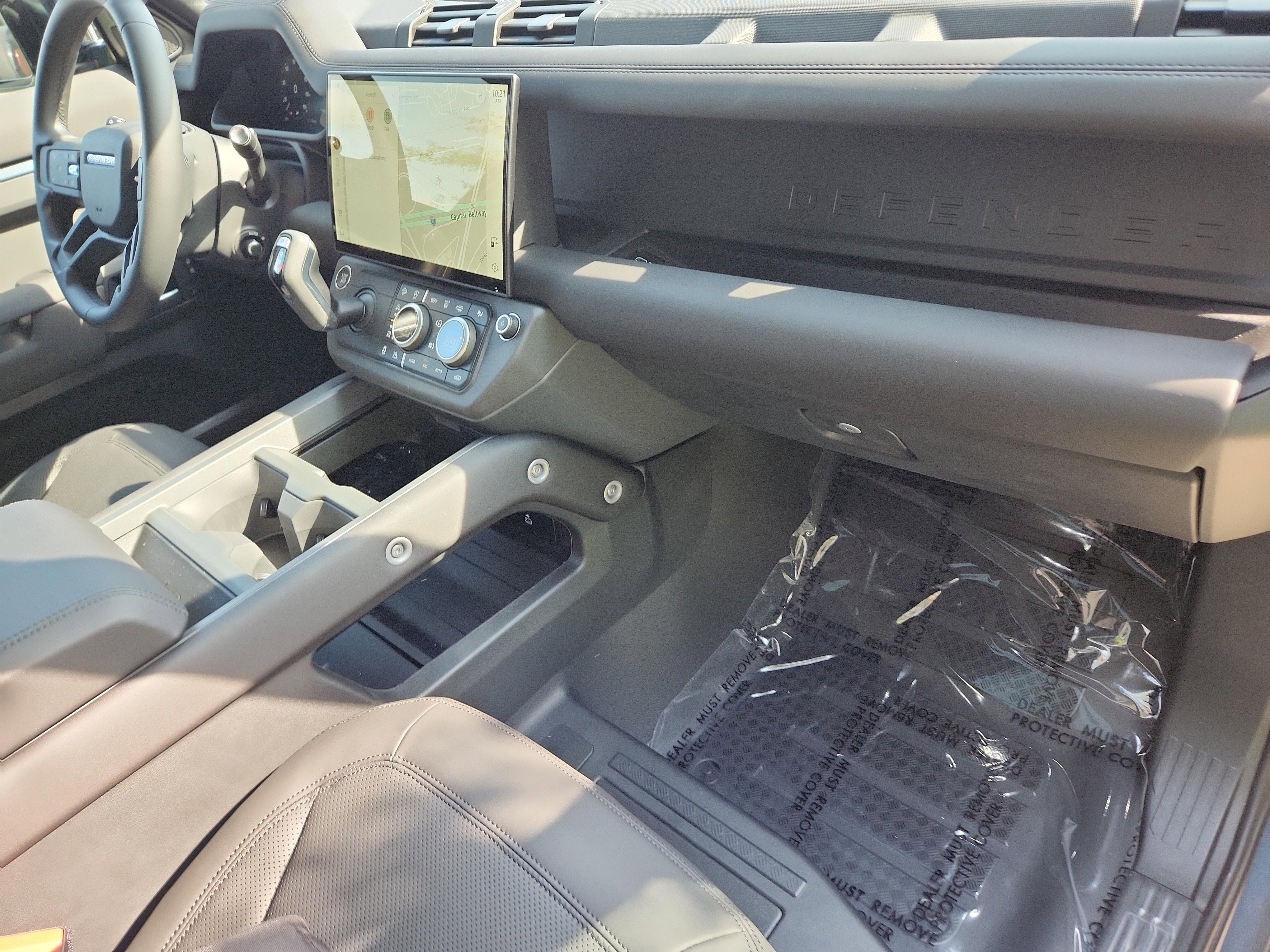 Used 2026 Land Rover Defender 110 S image 25