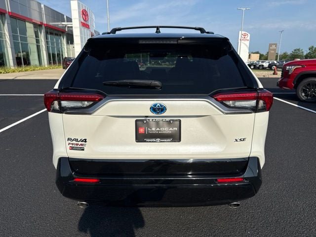 Certified 2021 Toyota RAV4 XSE w/ Weather Package AWD/4WD image 10