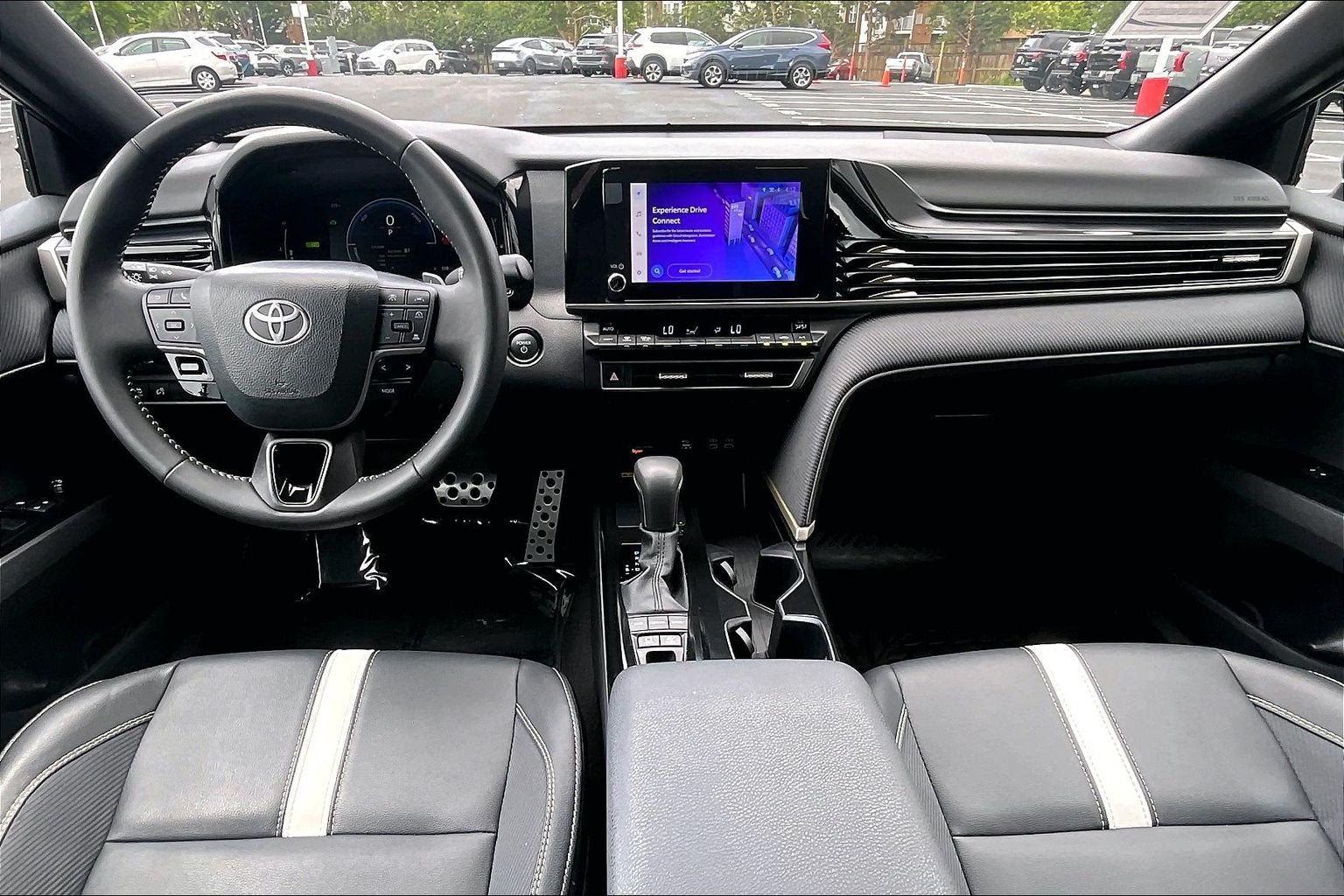 Used 2026 Toyota Camry SE w/ Convenience Package FWD image 14