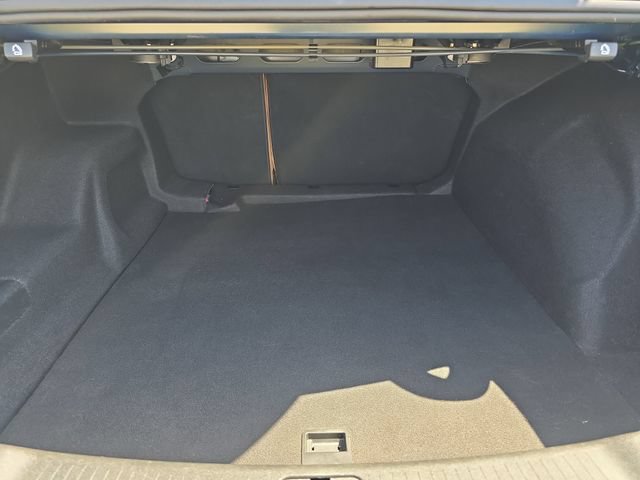 Used 2017 Buick LaCrosse Essence FWD image 14