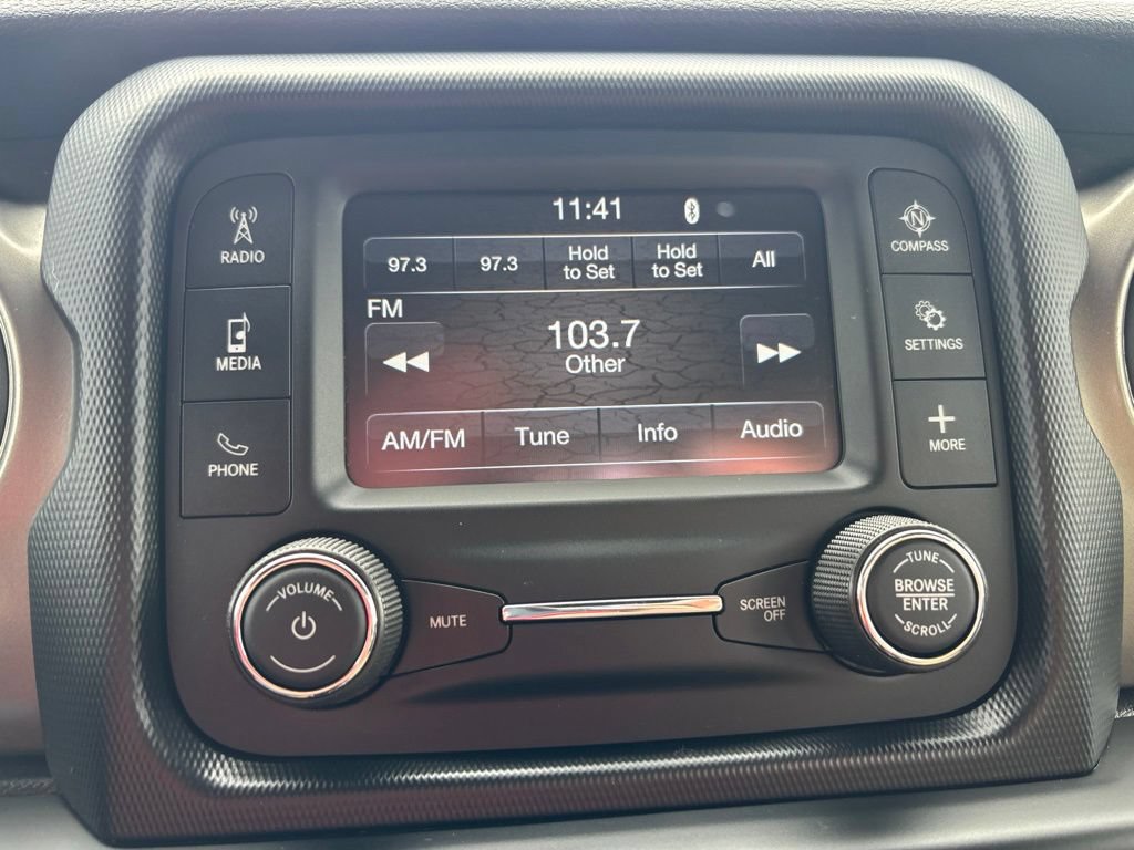 Used 2018 Jeep Wrangler Unlimited Sport AWD/4WD image 16