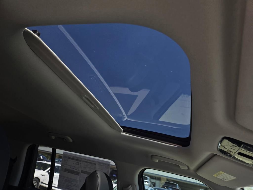 New 2025 Hyundai Santa Fe XRT AWD/4WD image 11