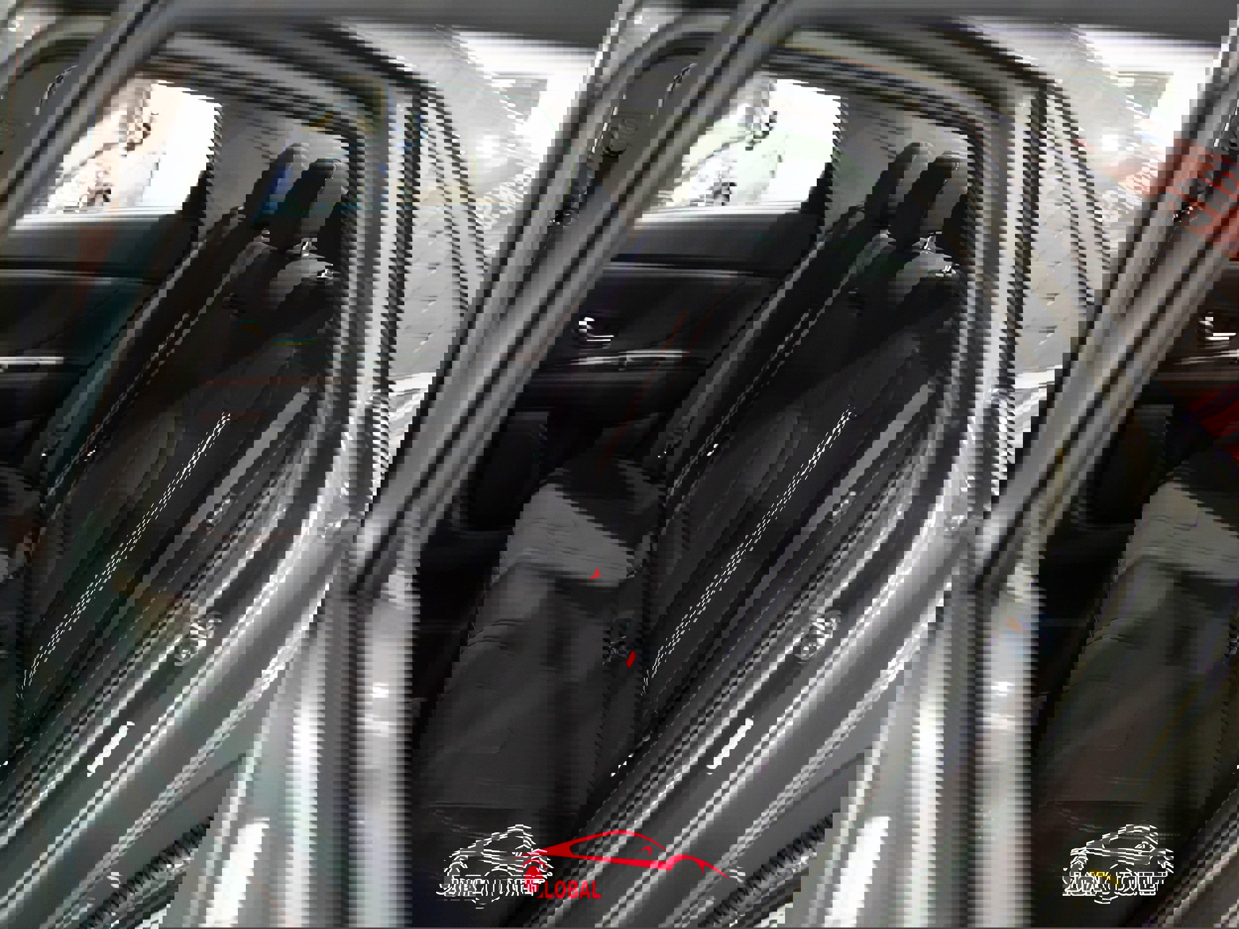 Used 2025 Hyundai Elantra SEL image 20