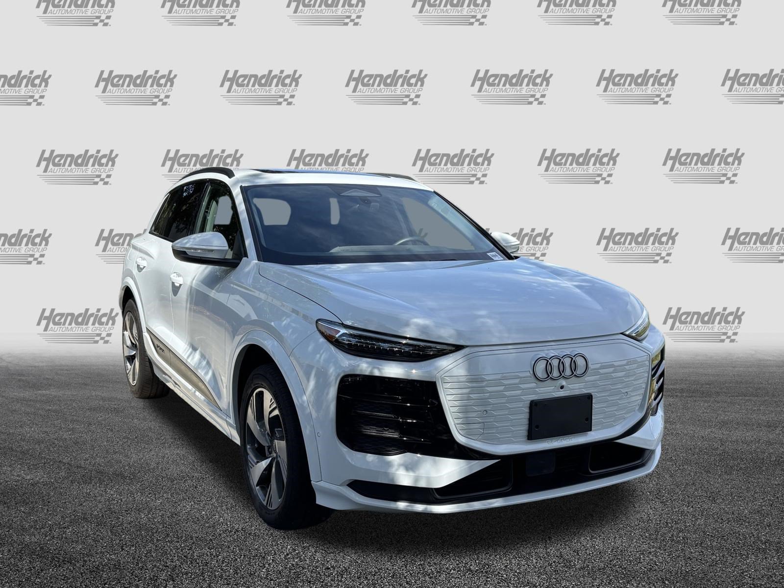 Certified 2025 Audi Q6 e-tron Premium Plus w/ Premium Plus AWD/4WD image 2