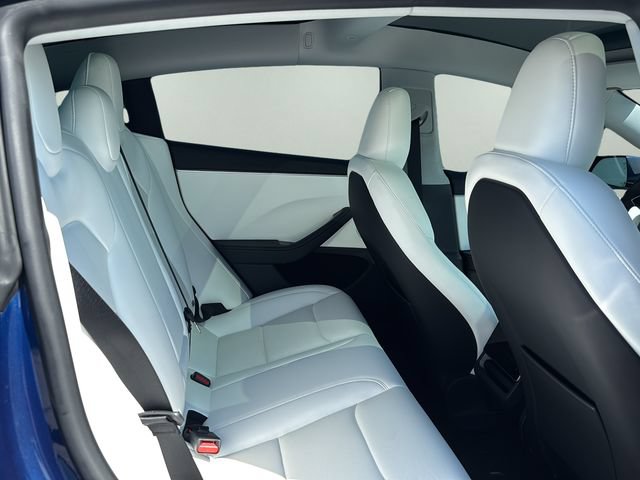 Used 2024 Tesla Model 3 Standard Range RWD image 12