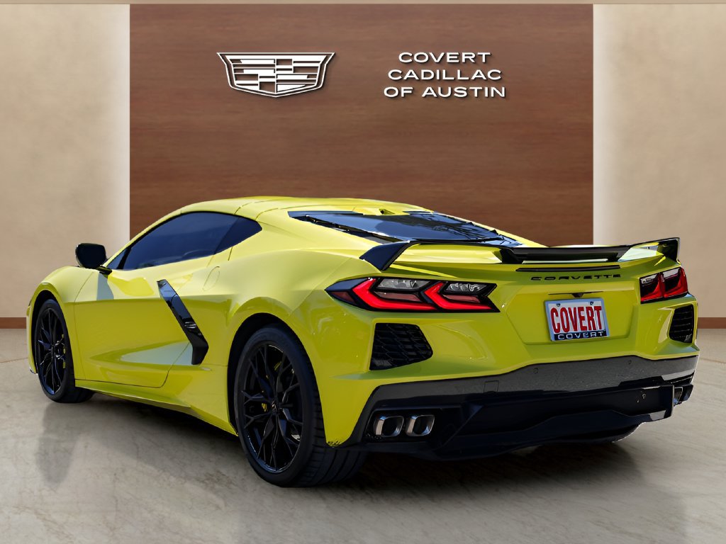 Used 2023 Chevrolet Corvette Stingray Preferred Cpe w/ Z51 Performance Package RWD image 3