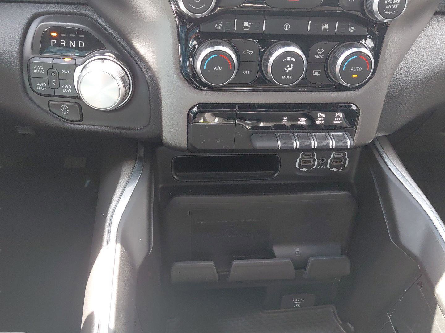 Used 2020 RAM 1500 Laramie AWD/4WD image 28