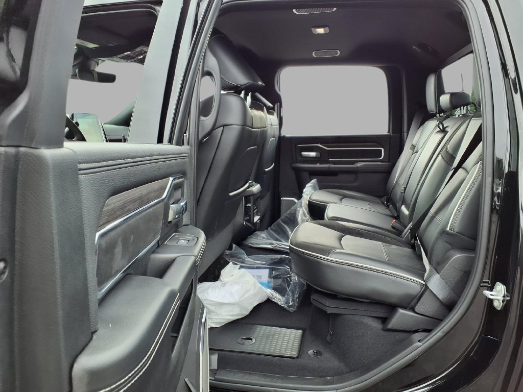 New 2027 RAM 2500 Laramie AWD/4WD image 23