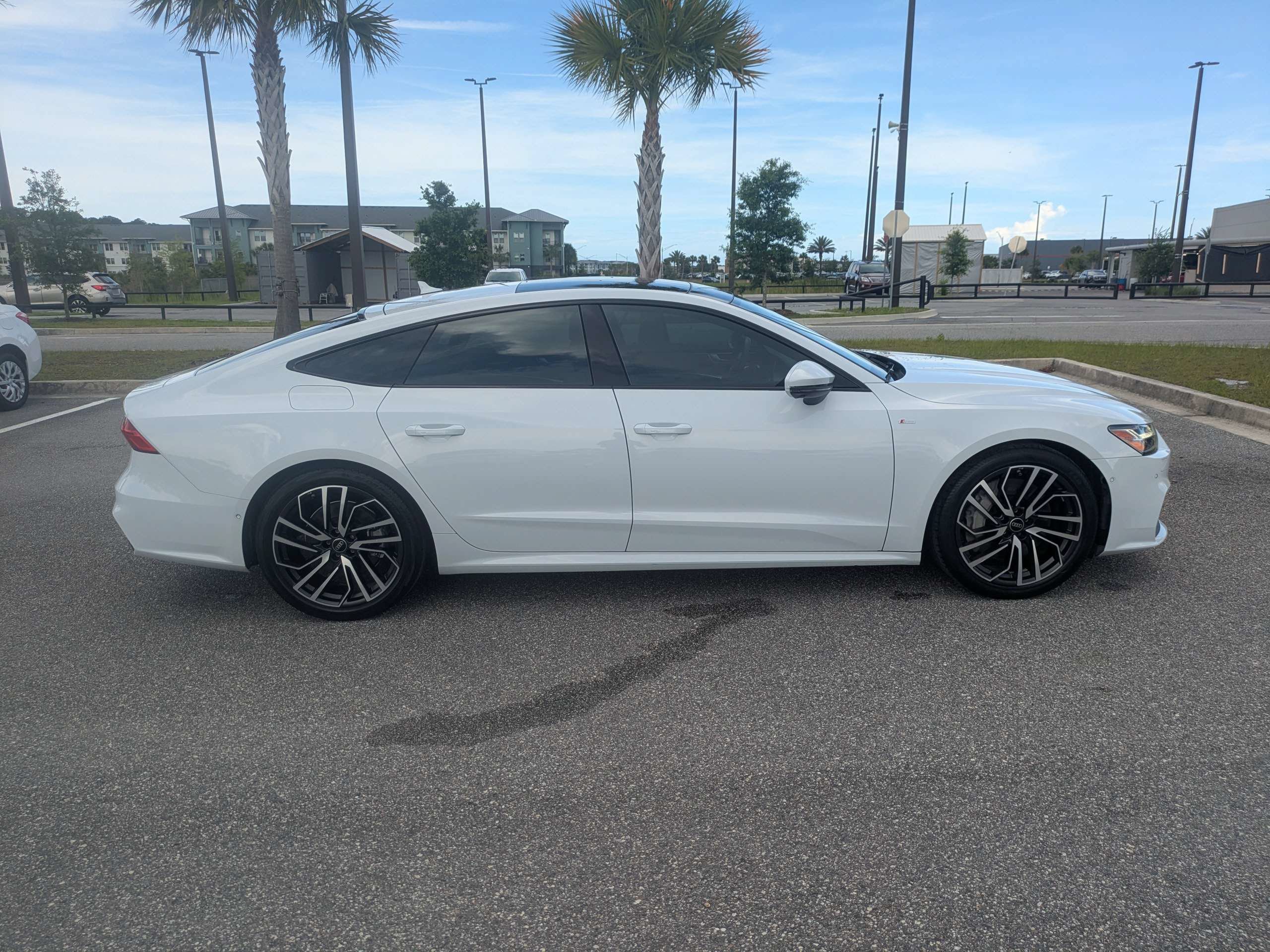 Certified 2025 Audi A7 3.0T Premium Plus w/ Premium Plus Package AWD/4WD image 2