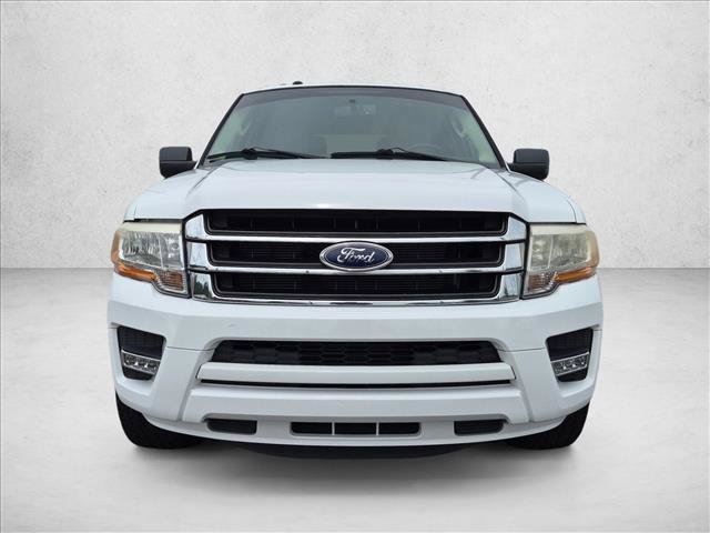 Used 2017 Ford Expedition XLT RWD image 2