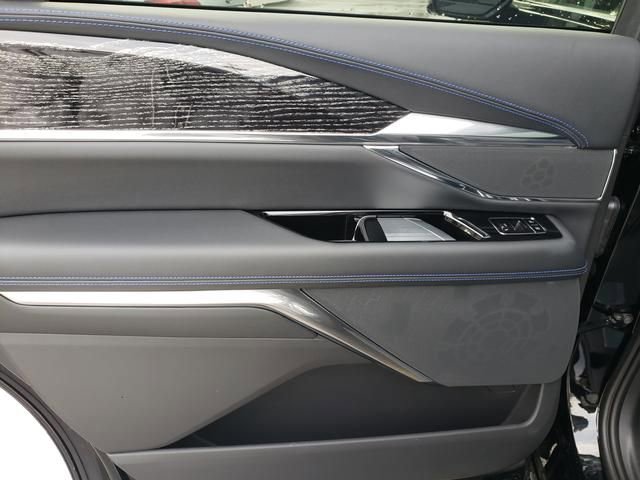 New 2026 Cadillac Escalade IQ Luxury 1 image 13
