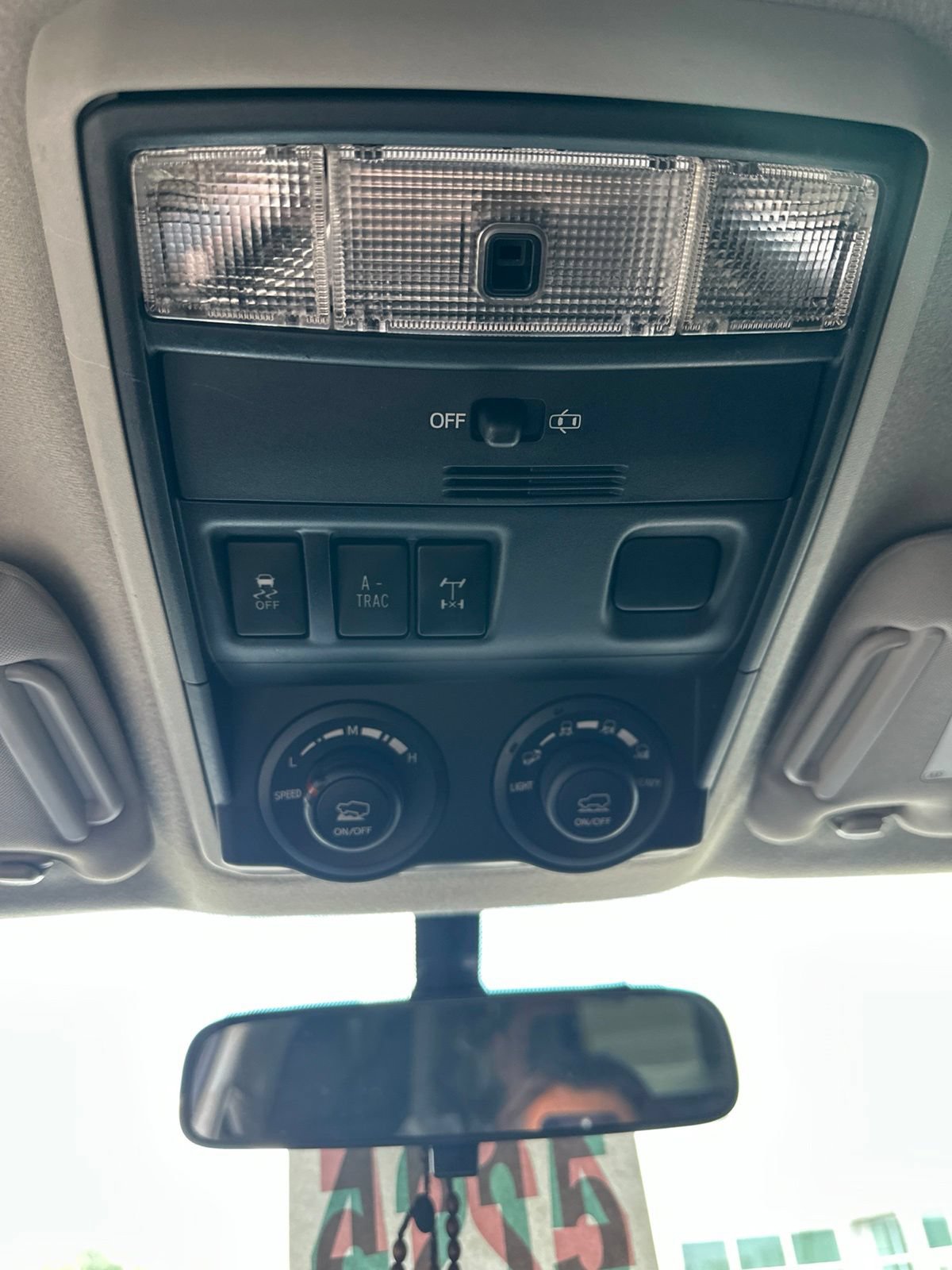 Used 2019 Toyota 4Runner TRD Off-Road AWD/4WD image 31