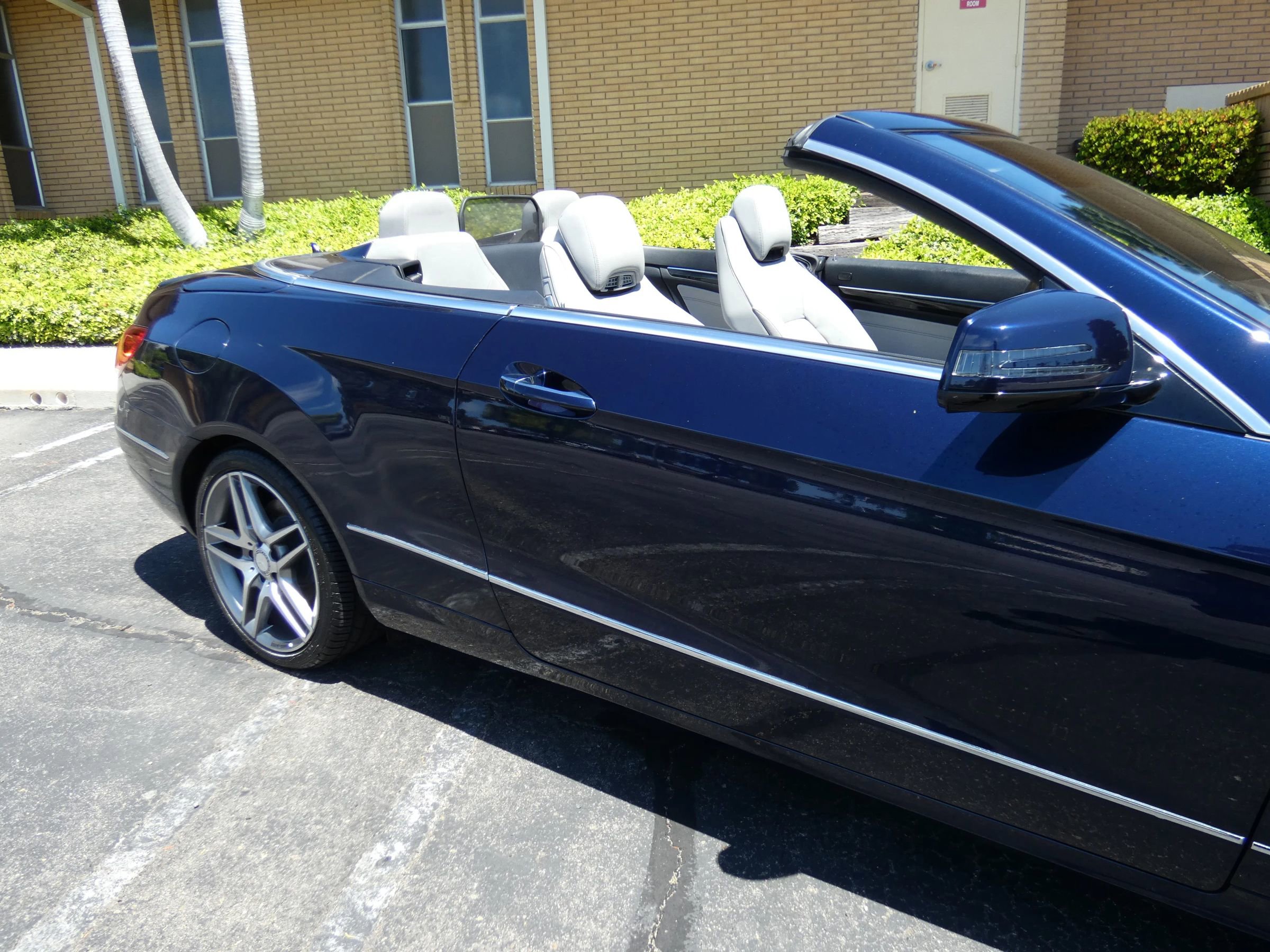 Used 2014 Mercedes-Benz E 350 Cabriolet w/ Premium 1 Package image 6