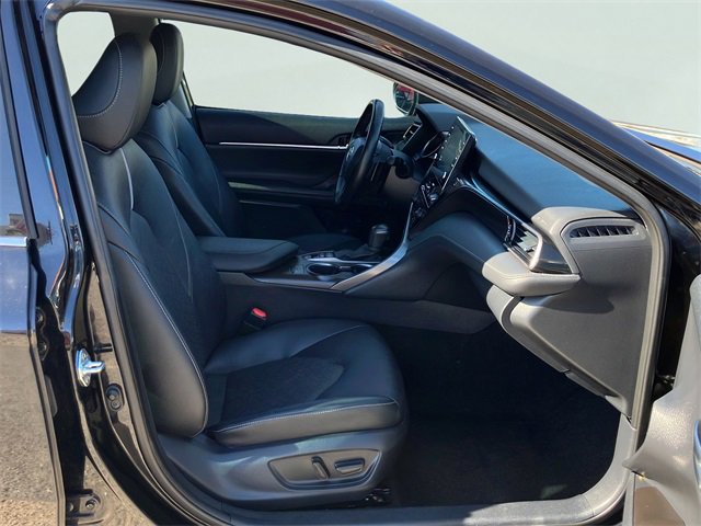 Used 2021 Toyota Camry XSE w/ Cold Weather Package image 13