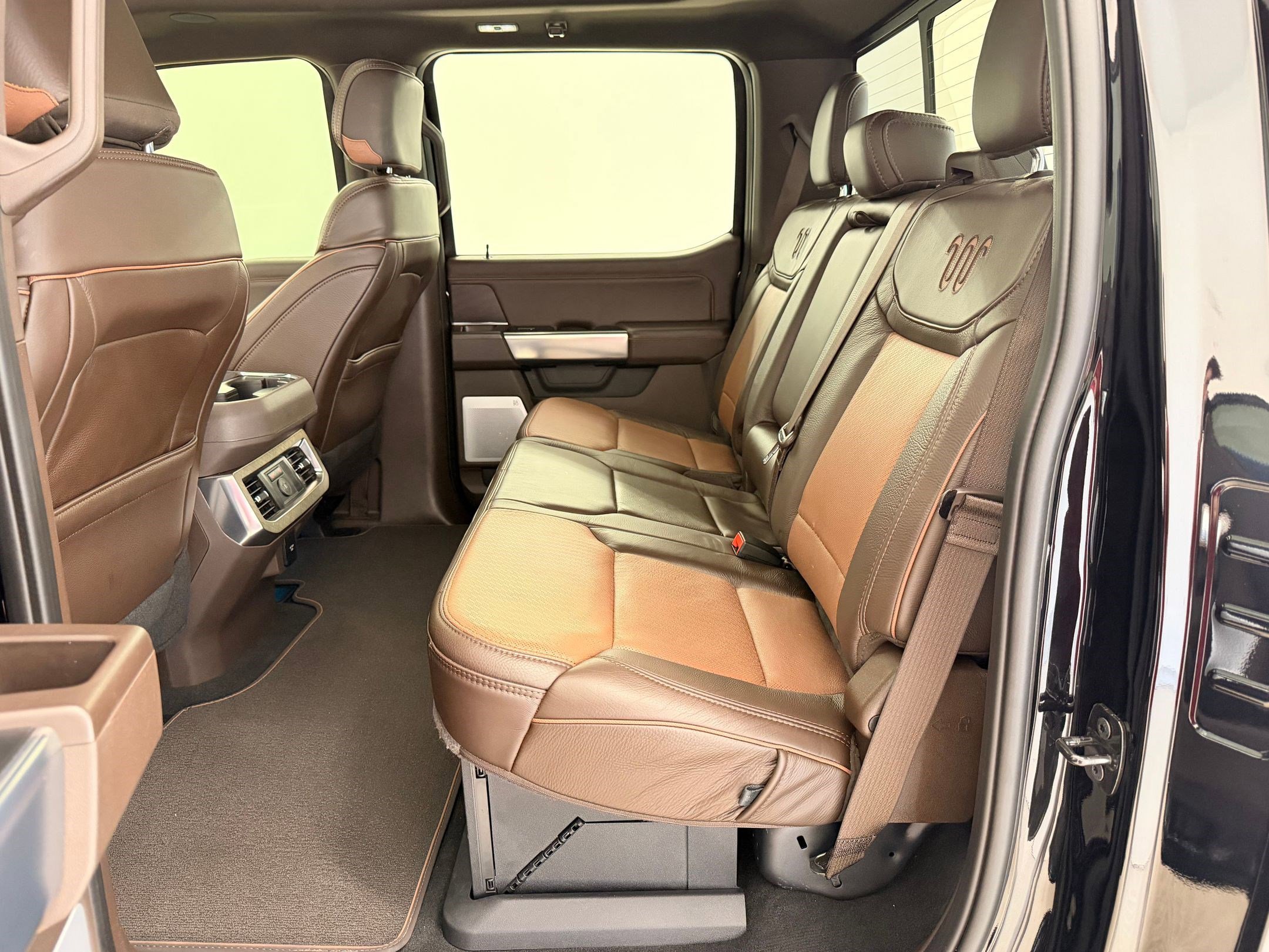 Used 2025 Ford F350 King Ranch image 15