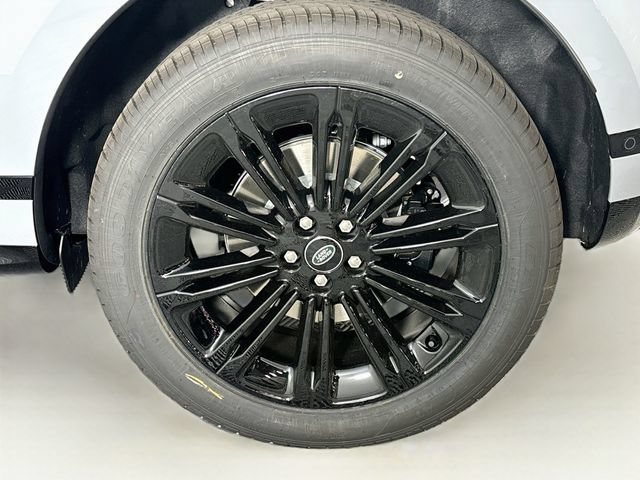 New 2026 Land Rover Range Rover Evoque Hoxton AWD/4WD image 28