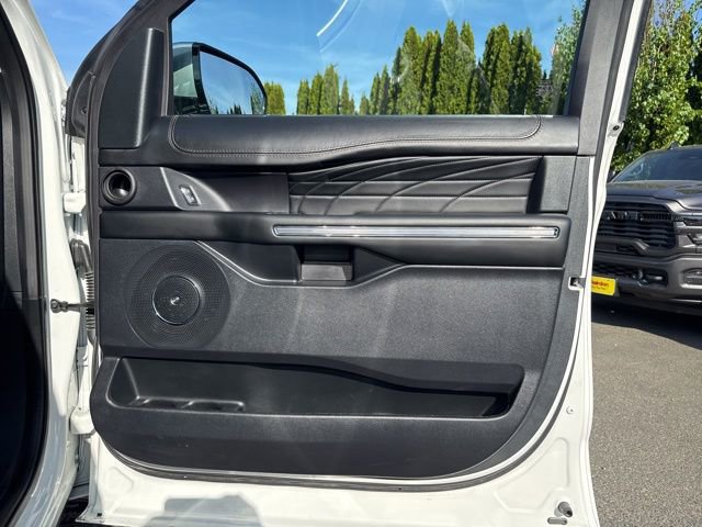 Used 2021 Ford Expedition Platinum AWD/4WD image 14