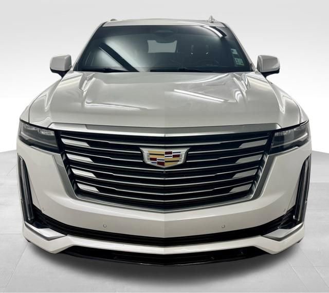 Used 2022 Cadillac Escalade Premium Luxury Platinum RWD image 3