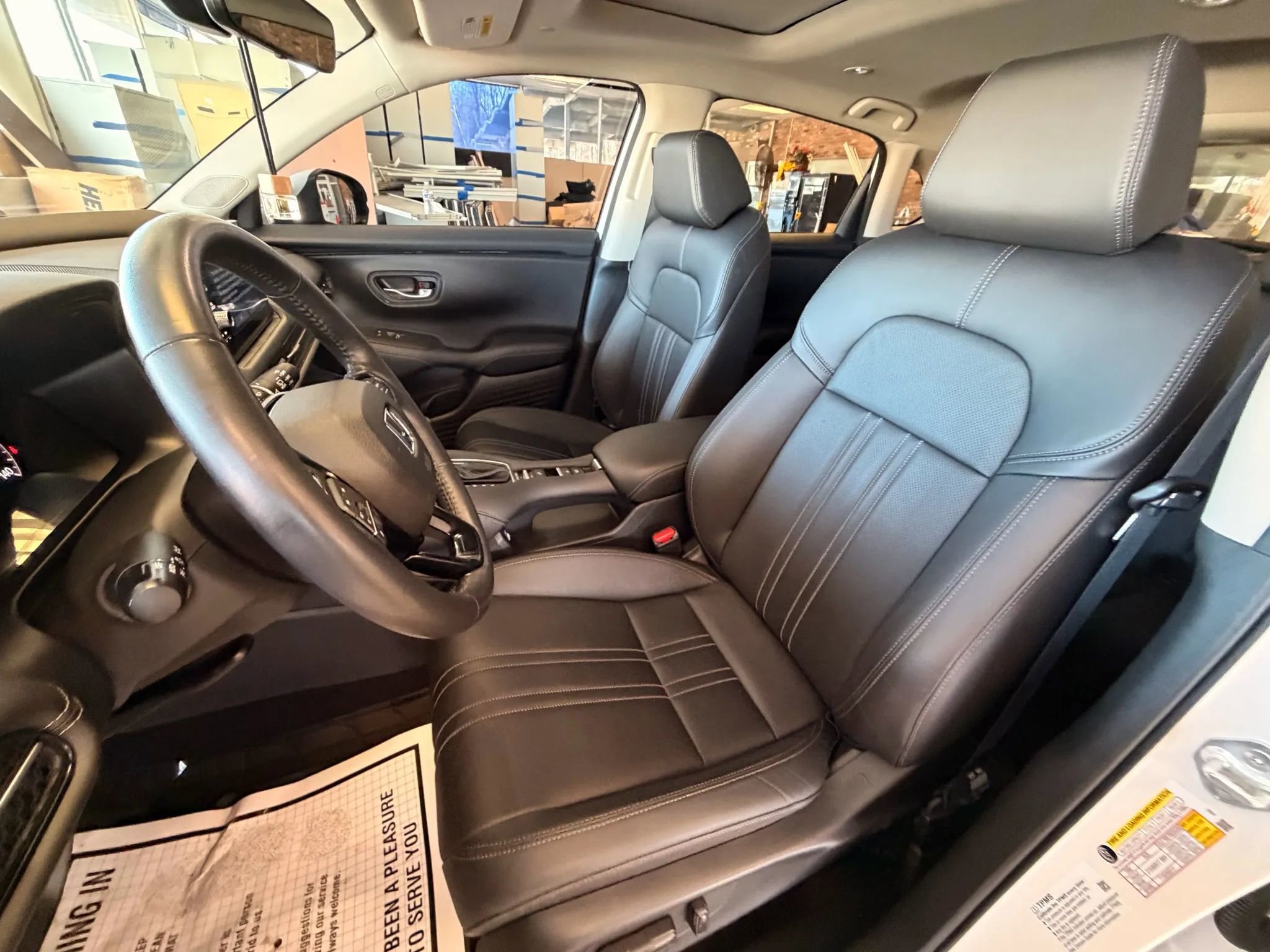 Used 2023 Honda HR-V EX-L image 59