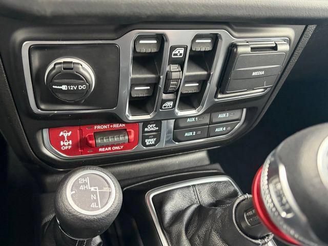 New 2026 Jeep Wrangler Unlimited Rubicon AWD/4WD image 22