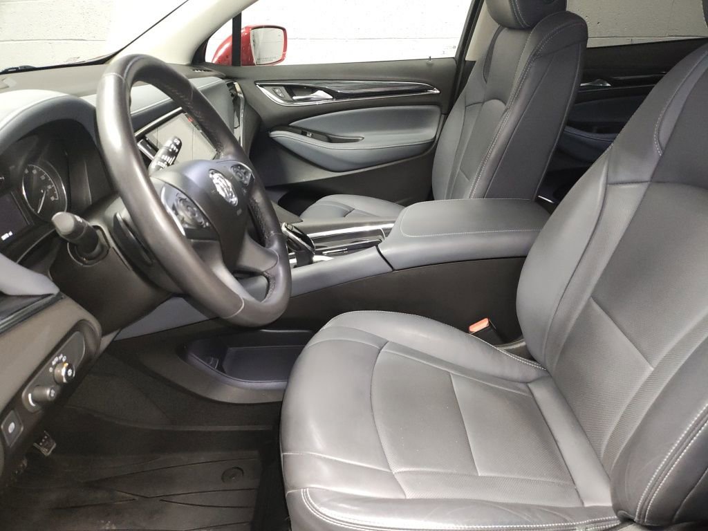 Used 2018 Buick Enclave Essence image 24