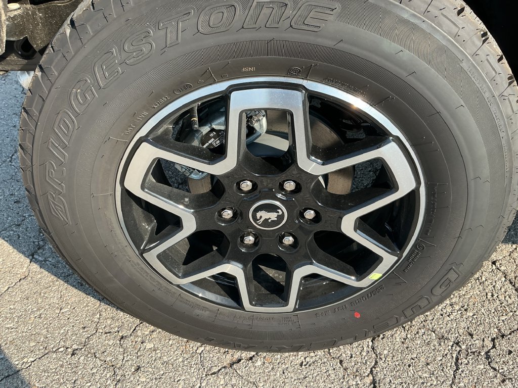 New 2026 Ford Bronco Outer Banks AWD/4WD image 11