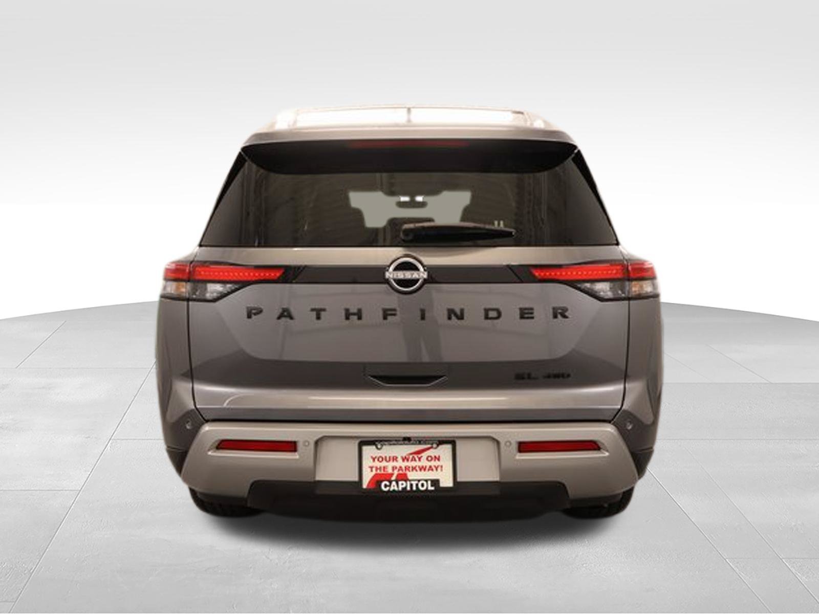 Certified 2025 Nissan Pathfinder SL w/ Black Appearance Package AWD/4WD image 3