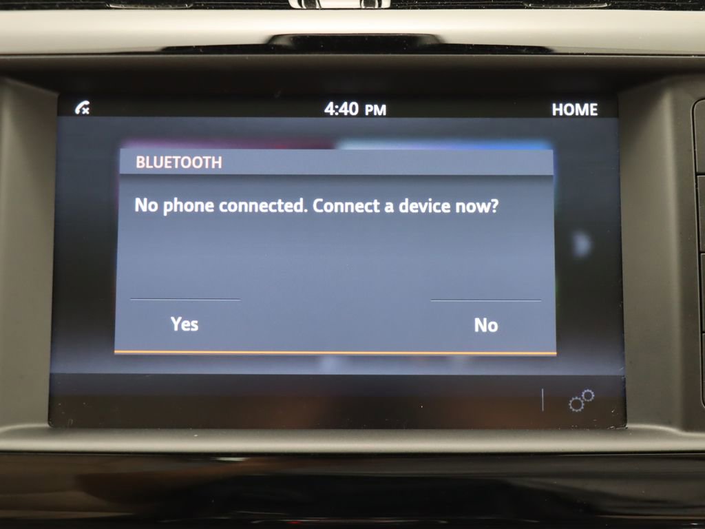 Used 2017 Jaguar XE Premium image 23