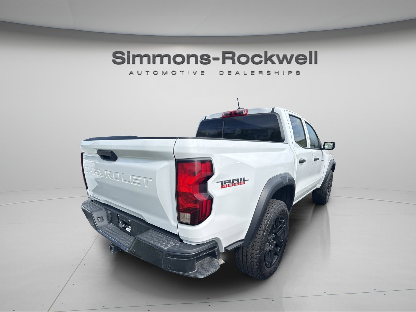 Used 2025 Chevrolet Colorado Trail Boss AWD/4WD image 4