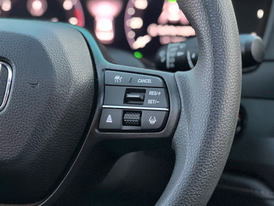 Used 2023 Honda Accord EX image 13