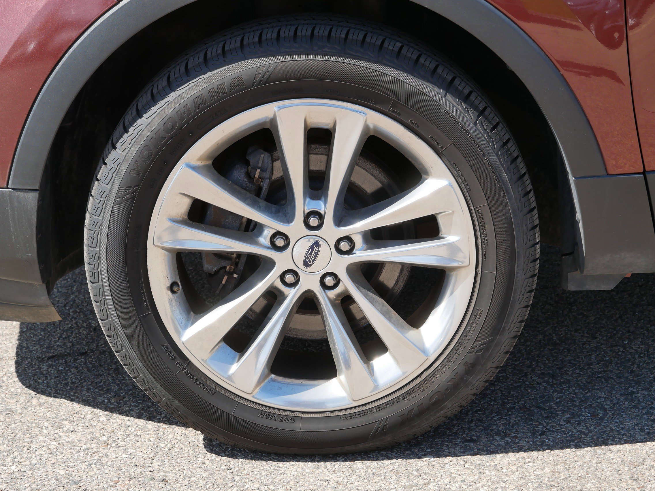 Used 2018 Ford Explorer Limited w/ Equipment Group 301A AWD/4WD image 9