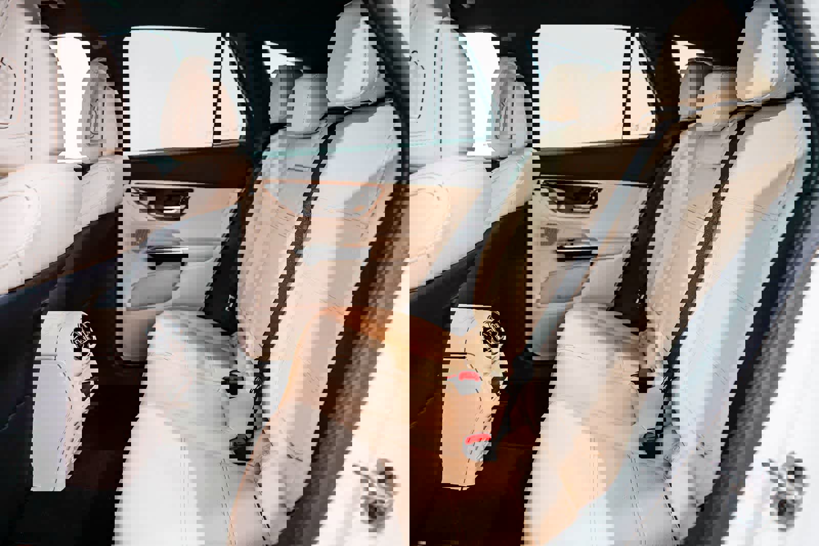 Certified 2025 Mercedes-Benz GLC 350e 4MATIC image 17