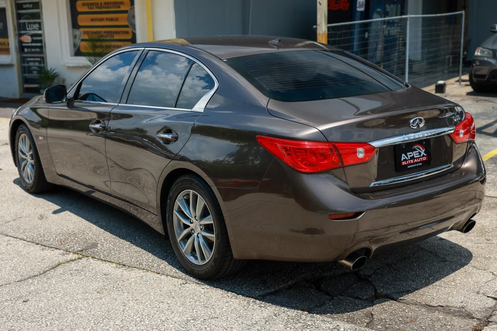 Used 2017 INFINITI Q50 3.0t Premium RWD image 4