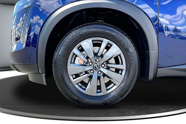 New 2026 Nissan Pathfinder SV image 12