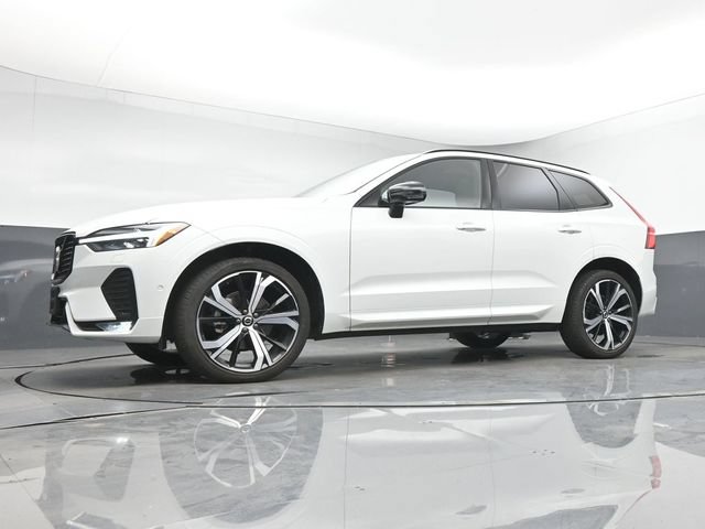 Used 2024 Volvo XC60 B5 Ultimate w/ Protection Package Premier AWD/4WD image 13