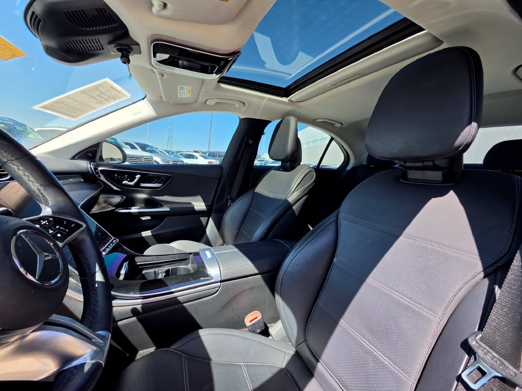 Used 2023 Mercedes-Benz C 300 Sedan image 13