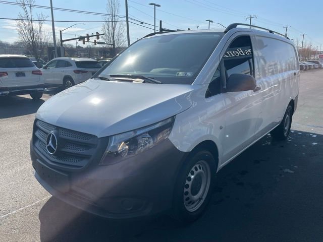 Used 2022 Mercedes-Benz Metris image 3