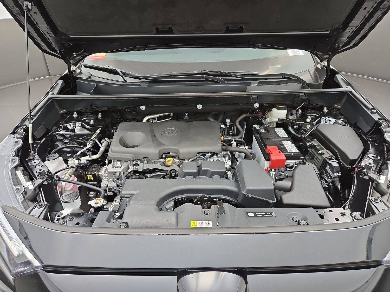 Certified 2025 Toyota RAV4 LE FWD image 30