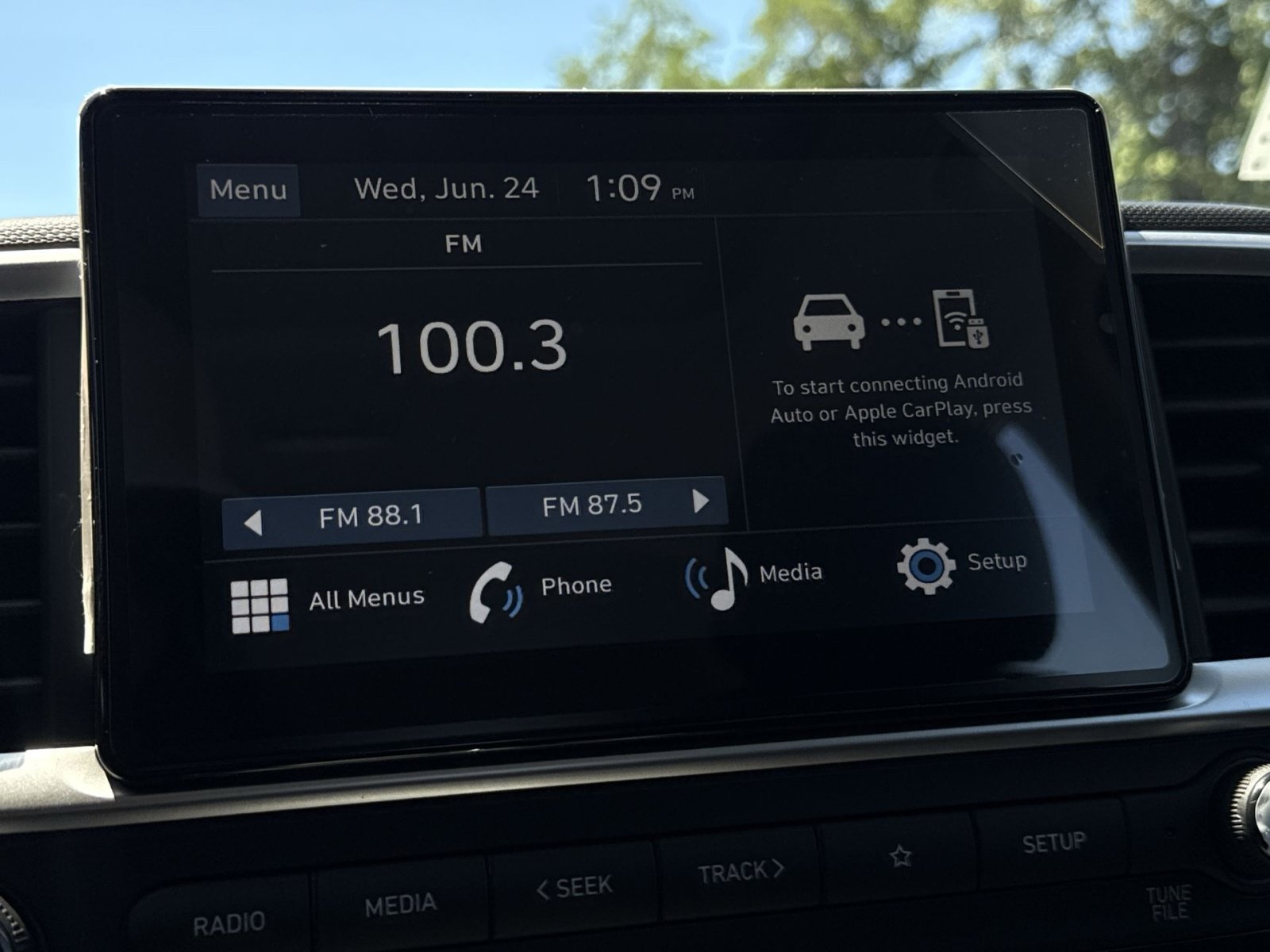 New 2026 Hyundai Venue SEL FWD image 18