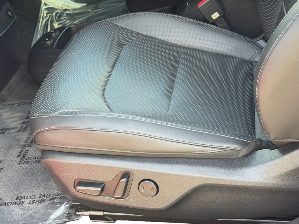 Used 2024 Kia EV6 Wind w/ Wind Technology Package AWD/4WD image 17