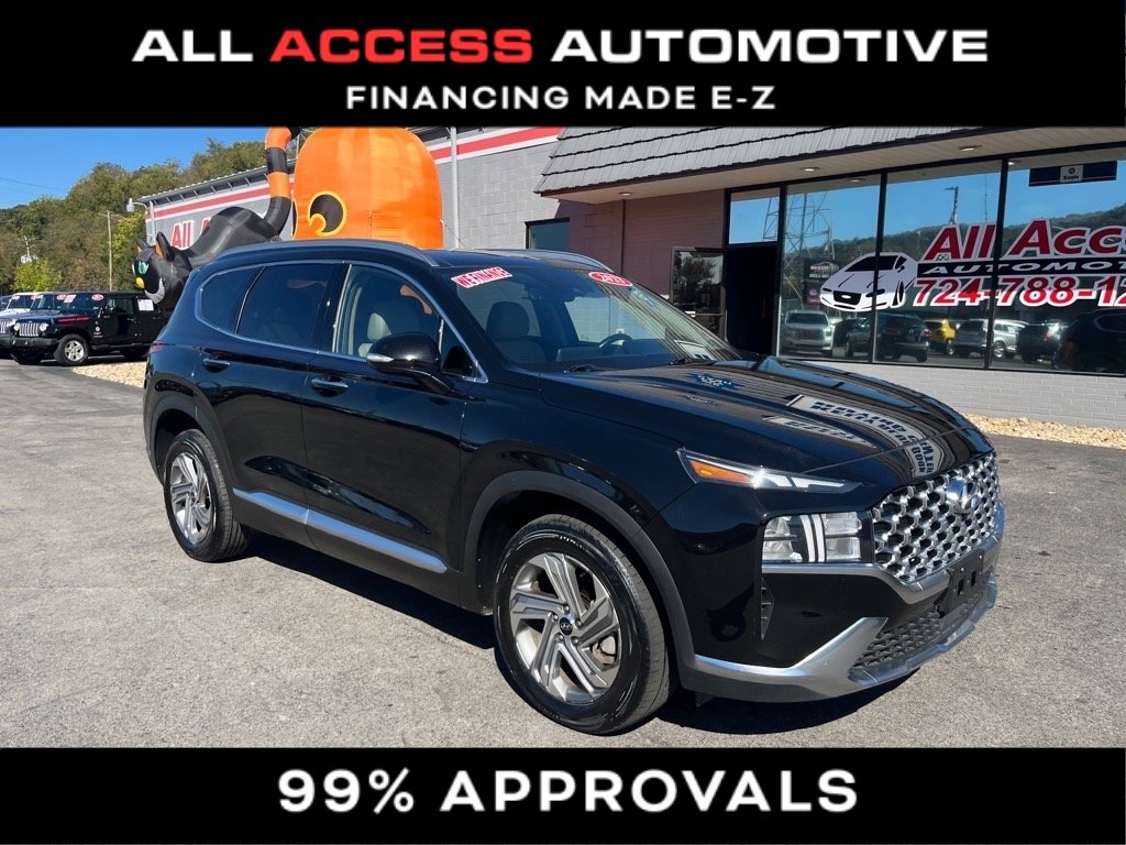 Used 2023 Hyundai Santa Fe SEL w/ Premium Package image 2