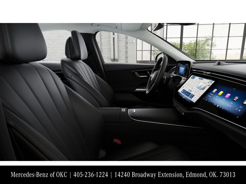 Used 2025 Mercedes-Benz E 350 Sedan image 4