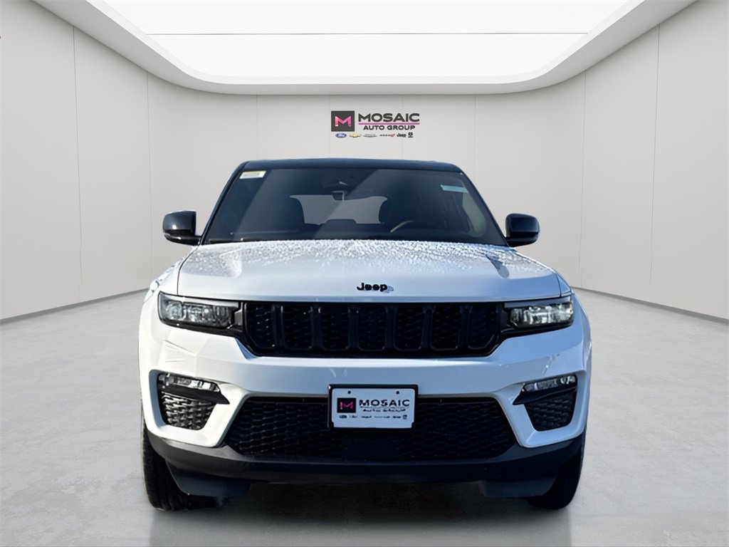 New 2025 Jeep Grand Cherokee Limited image 2