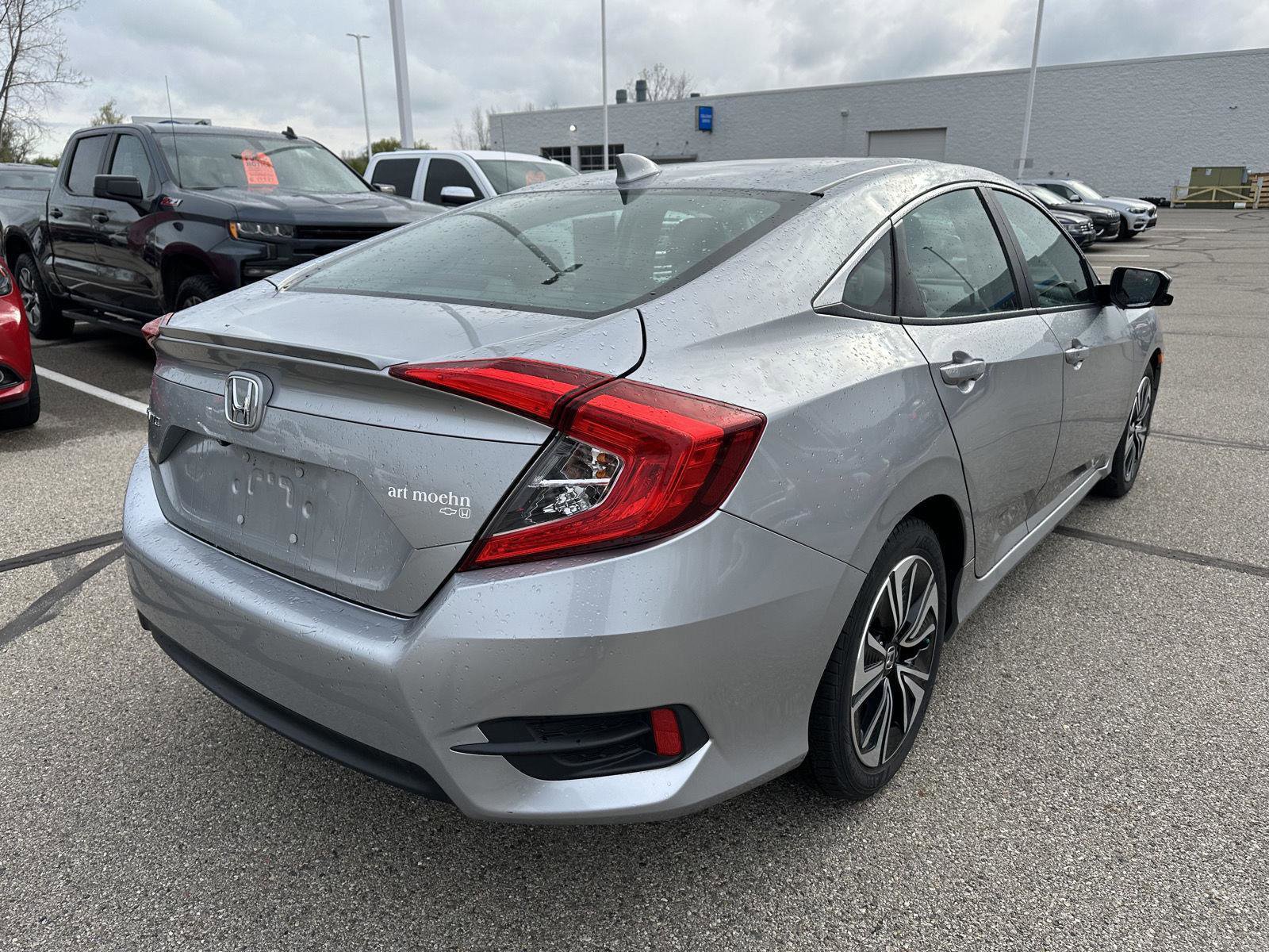 Used 2017 Honda Civic EX-L image 8