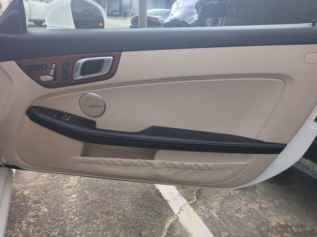 Used 2017 Mercedes-Benz SLC 300 image 27