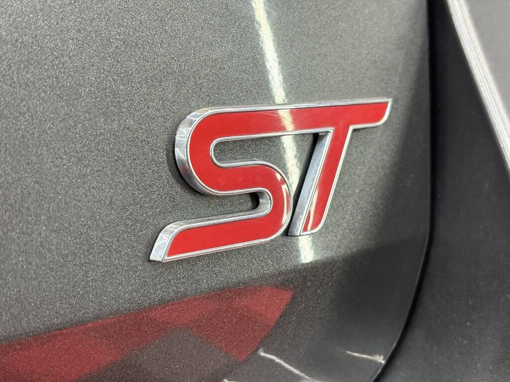 Used 2020 Ford Explorer ST w/ ST Street Pack image 36