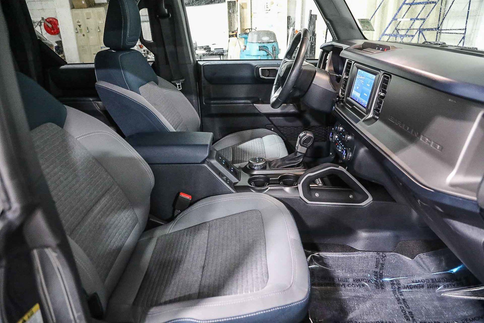 Used 2022 Ford Bronco Outer Banks image 16