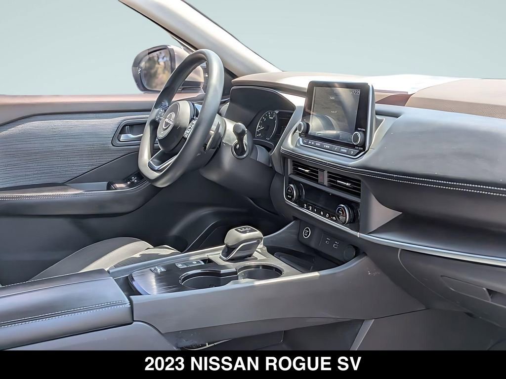 Used 2023 Nissan Rogue SV FWD image 28