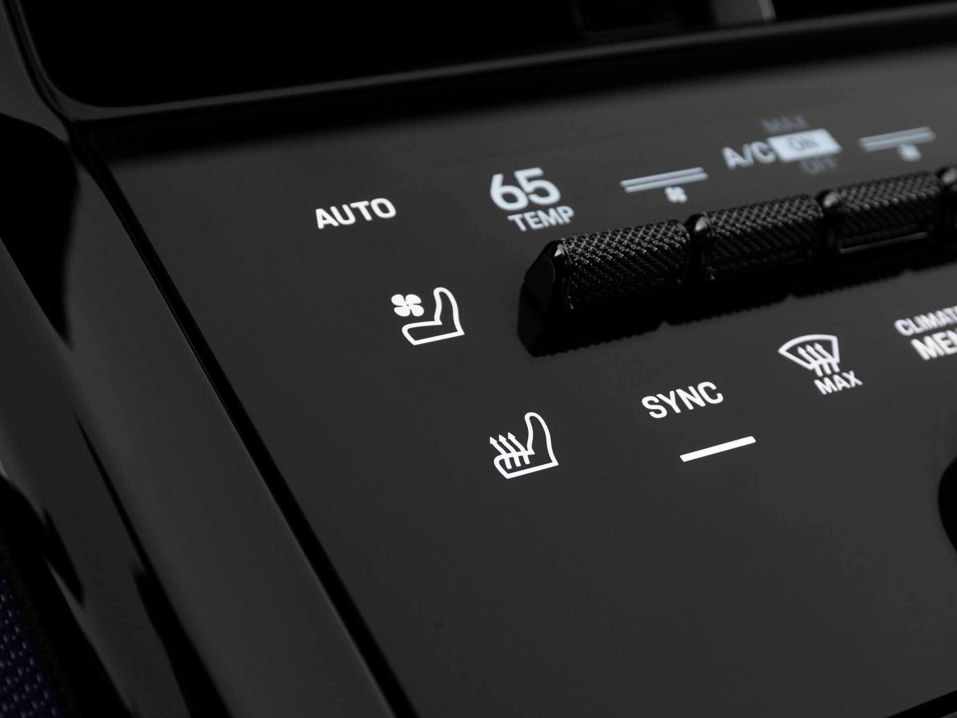 Used 2026 Porsche Panamera image 23