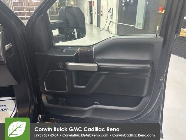 Used 2015 Ford F150 Platinum image 32